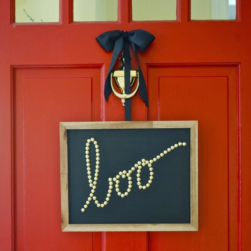 Halloween Boo Sign - Easy and Understated Halloween Decorating