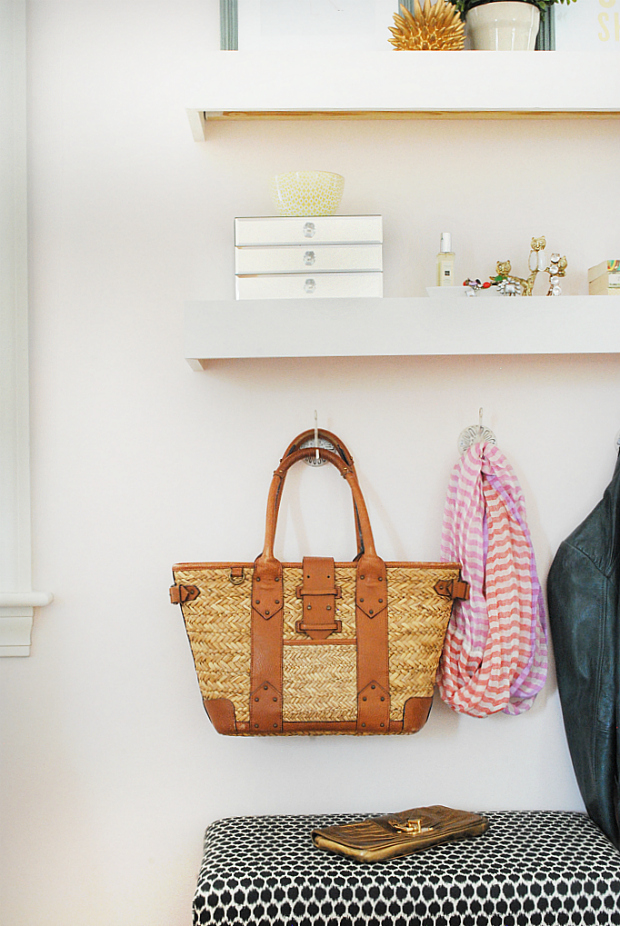 Super Easy DIY Tote Storage Rack