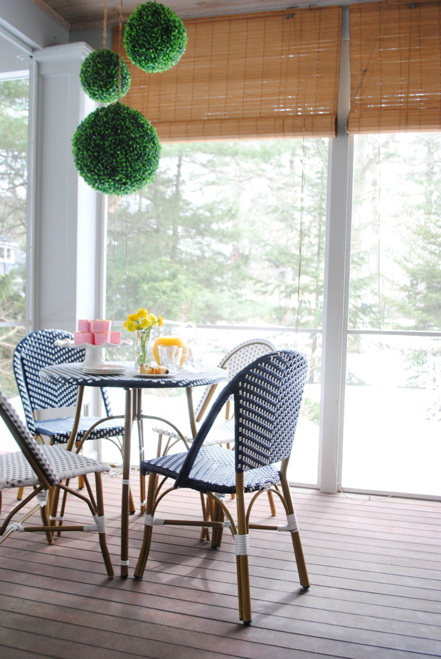 navy-and-pink-screened-porch04