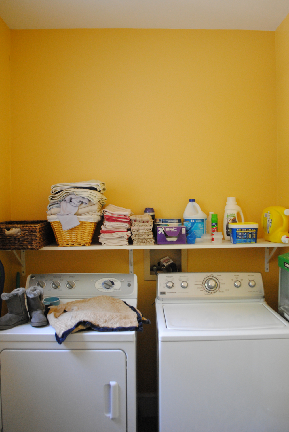 laundry room organization-1