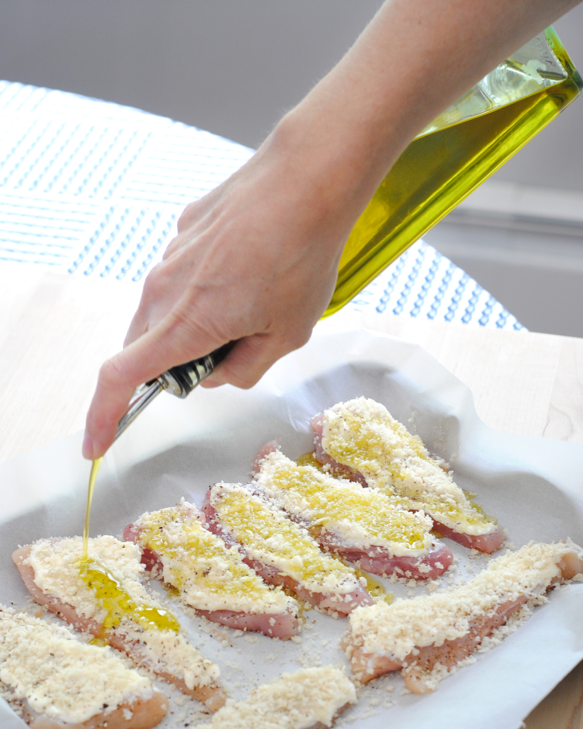 The easiest breaded chicken cutlets recipe EVER! Baked in the over and ready in 20 minutes, start to finish! This recipe is definitely a KEEPER!