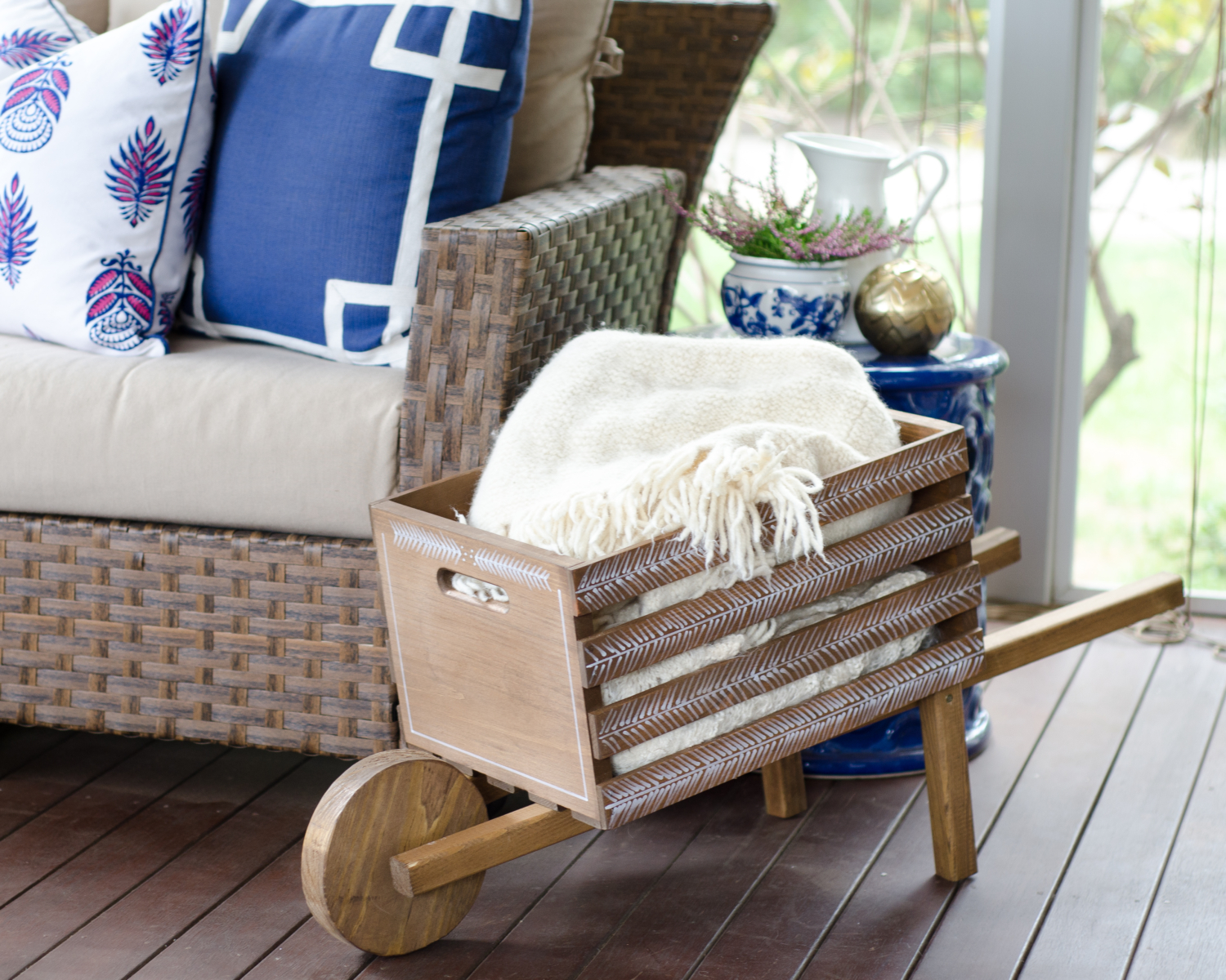 A DIY rustic wheelbarrow with a hand-painted herringbone pattern, perfect for all kinds of fall decorating! #DIHWorkshop #sponsored