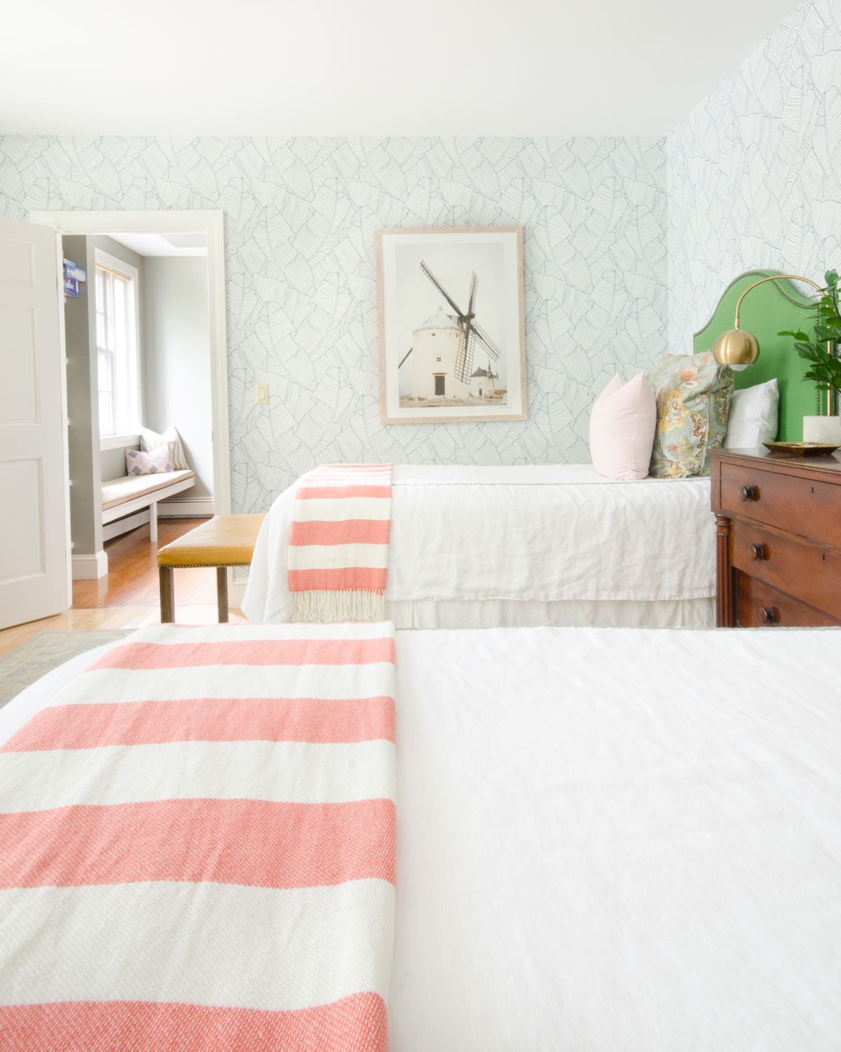 Amazing guest room makeover, you won't even believe the before and after!! Colorful, classic guest room with teal, coral, blush, kelly green, and white. Budget-conscious and lots of amazing DIY projects!