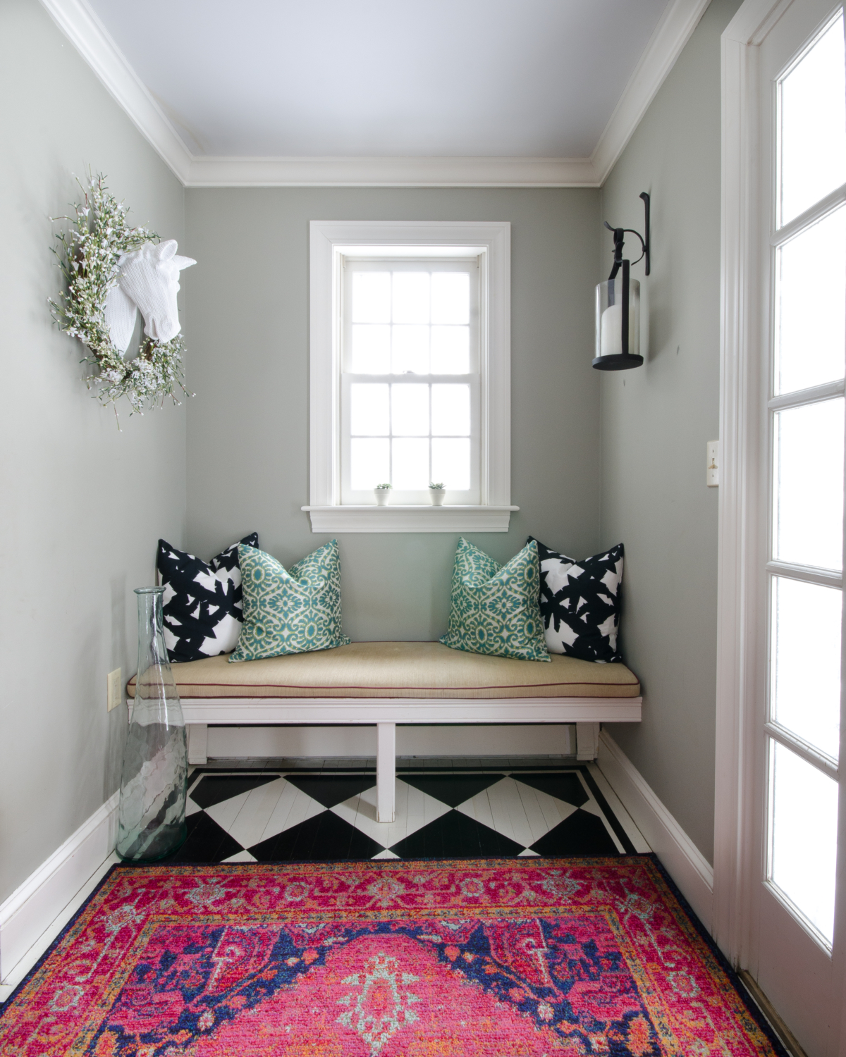 Entryway built in bench seat