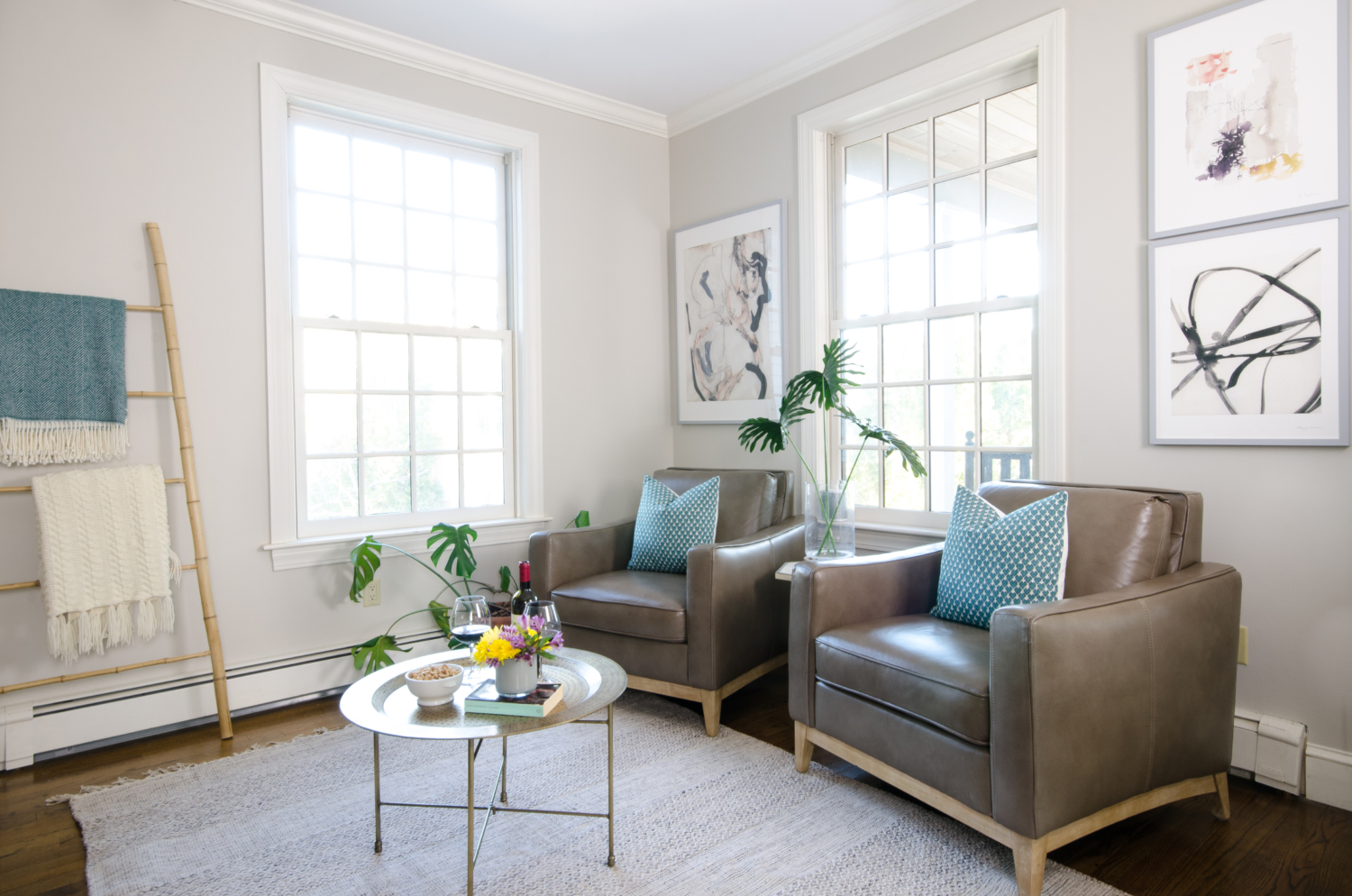 Conversation area in a family room