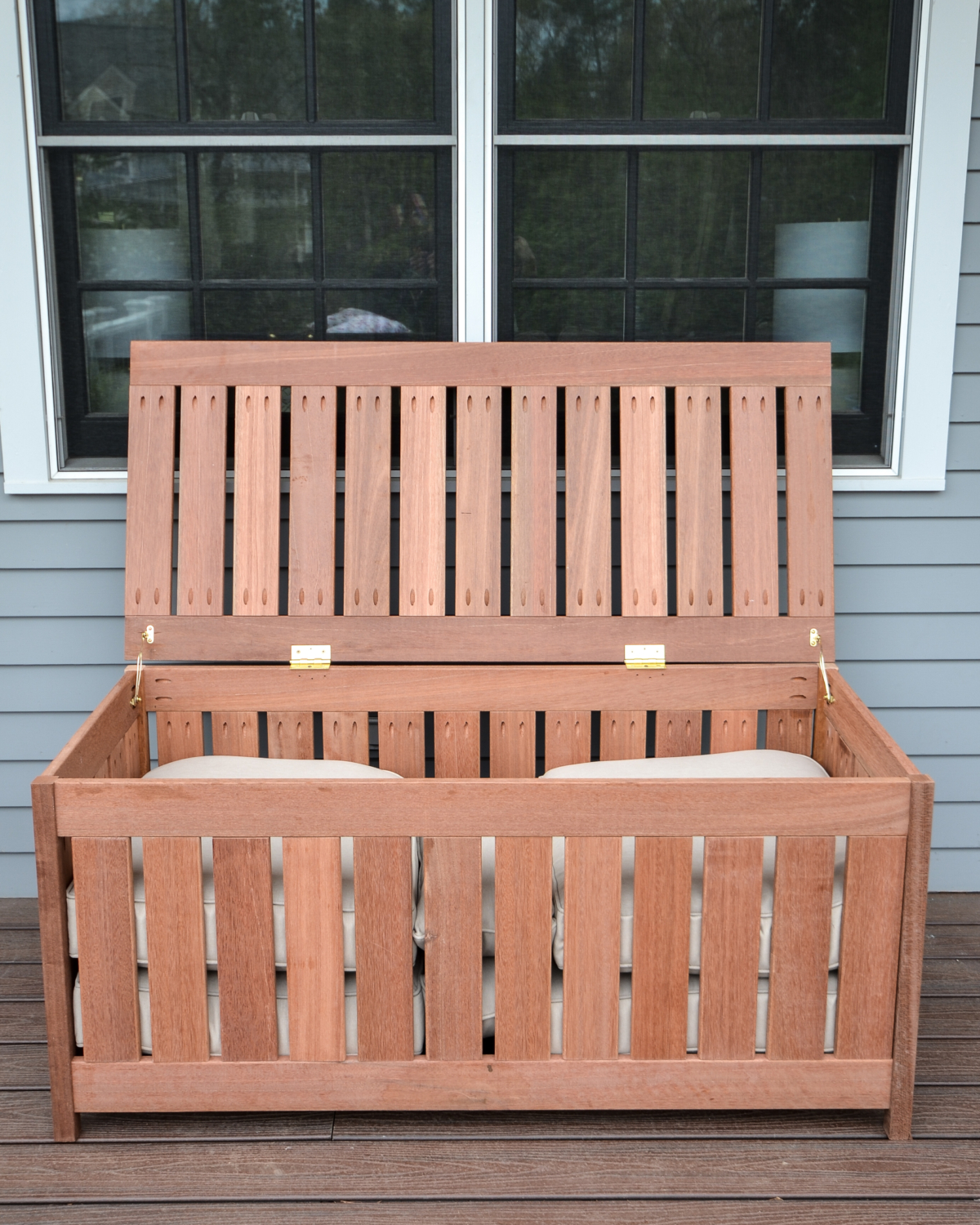 DIY Outdoor Storage Box - The Chronicles of Home