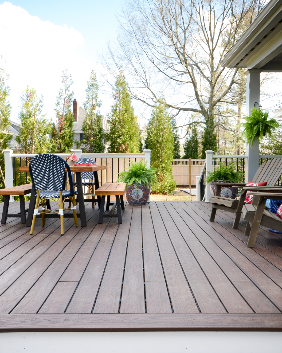 DIY deck reveal - how to build a gorgeous custom deck yourself with Trex materials