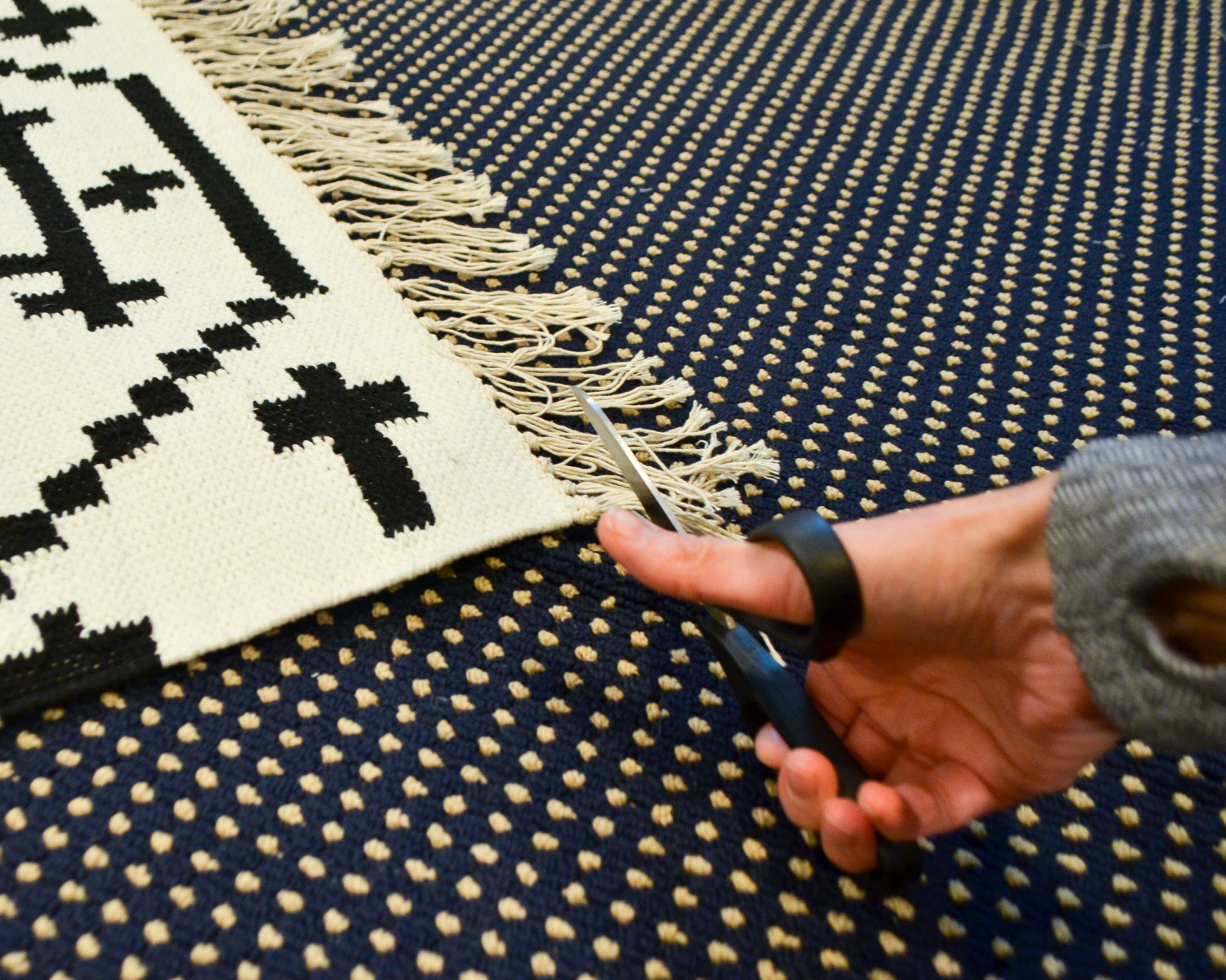 How To Sew Two Small Rugs Together Make A Custom Runner The Chronicles Of Home
