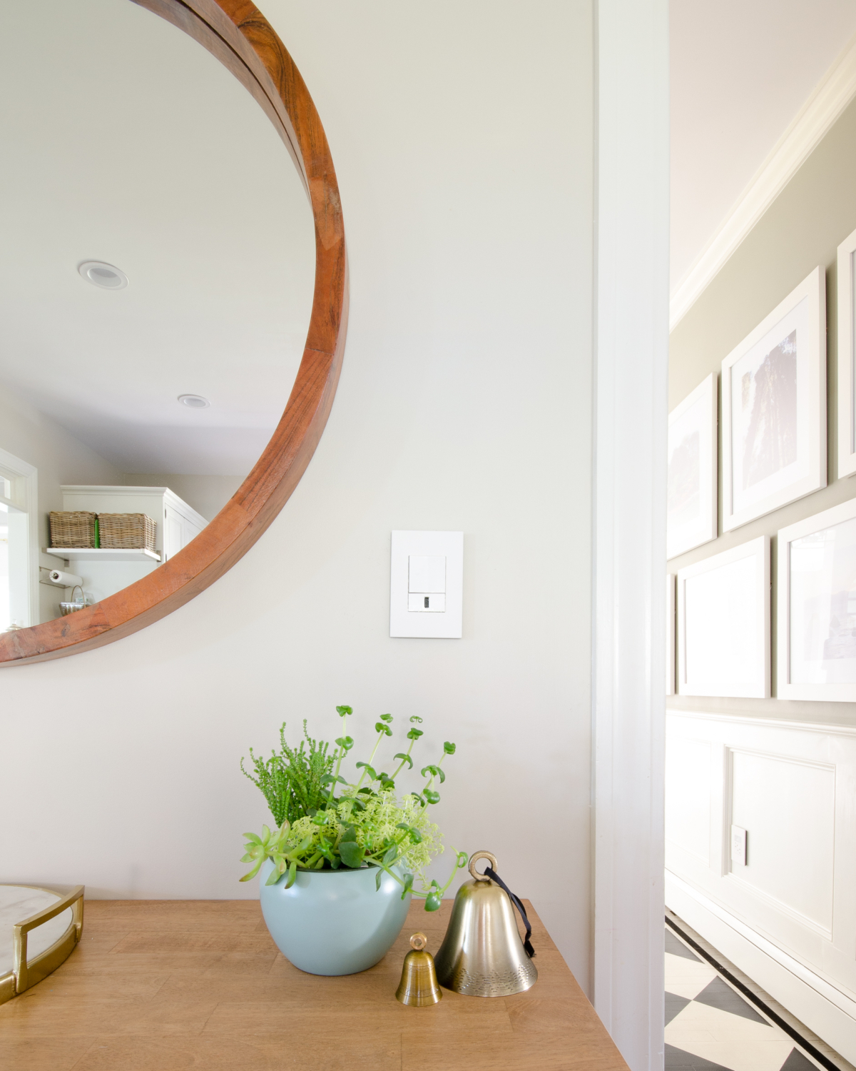 How to update light switches and outlets for a fresh look. Includes a video tutorial!