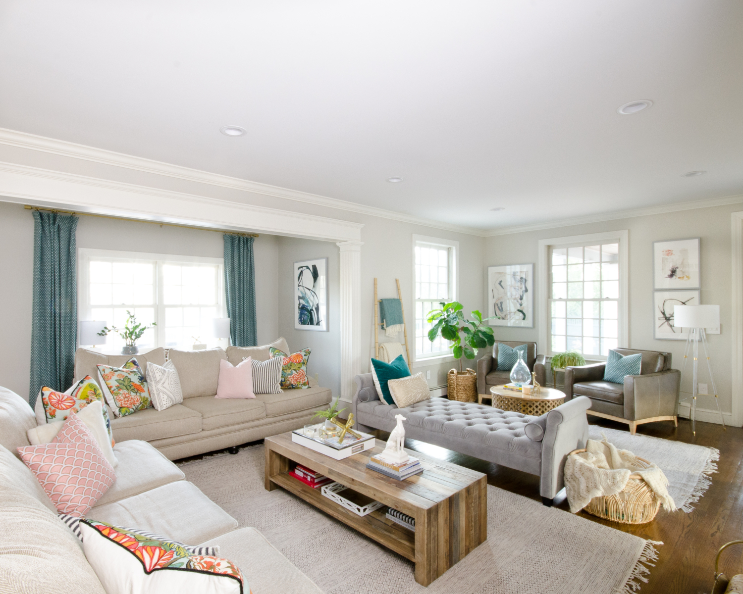 A spring family room that shows how to create a stylish space that's still family friendly. Simple and pretty ideas for spring decorating.