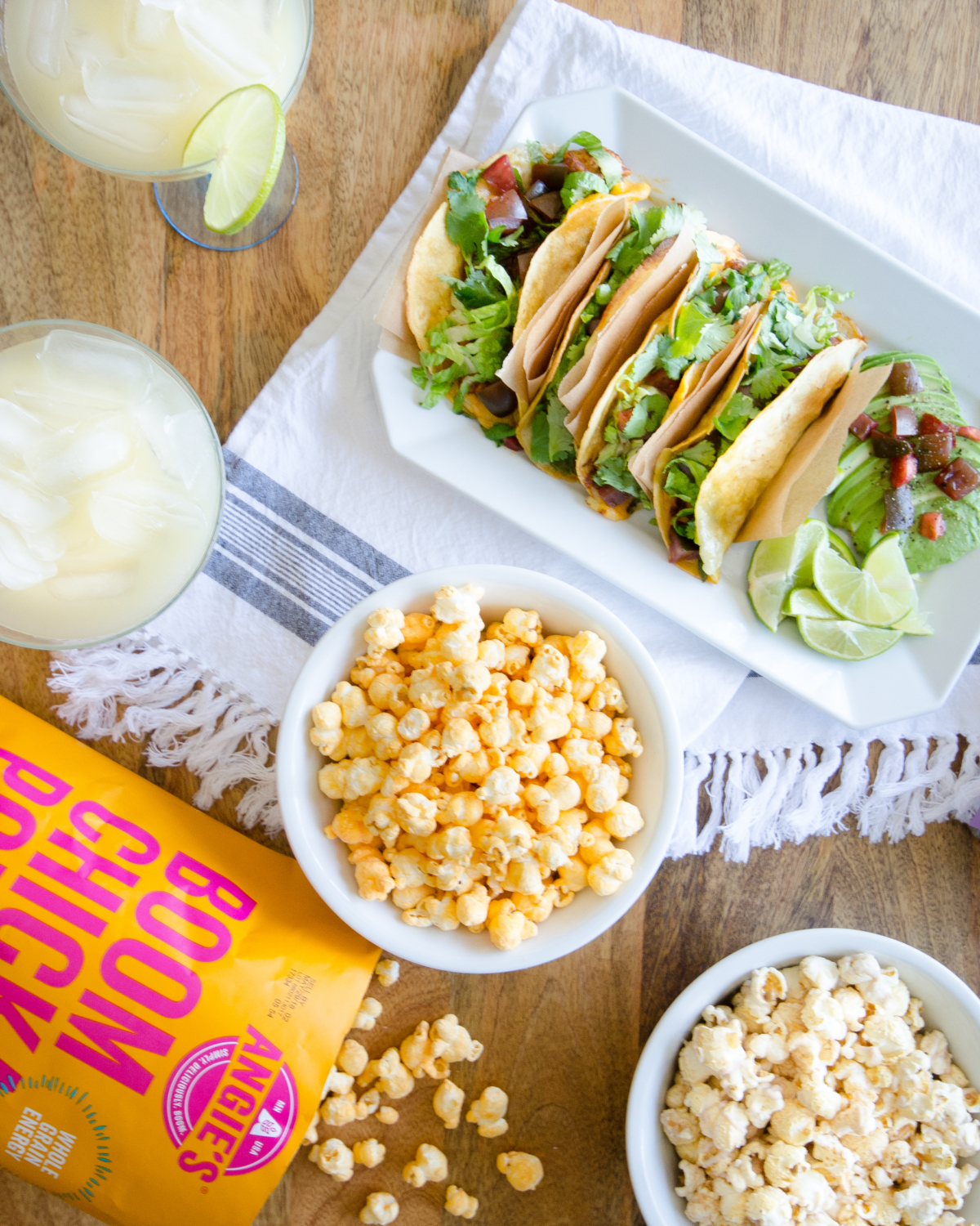 Easy Cinco de Mayo party ideas with both ready-made and do-ahead ideas. Homemade margaritas and the best homemade tacos you've ever tasted are the stars of this simple lineup.