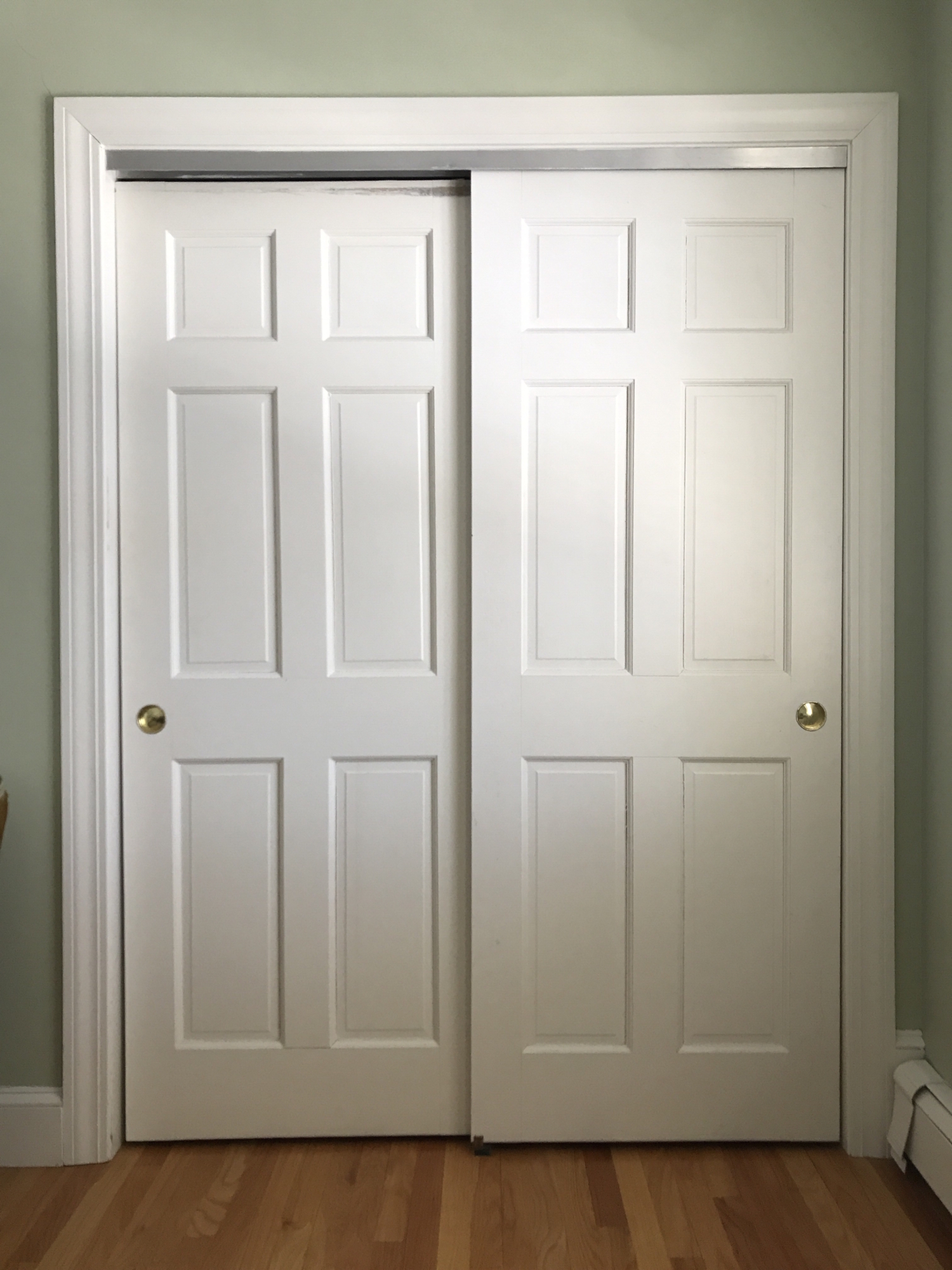 Diy Update Sliding Closet Doors - Diy Sliding Closet Doors Part 2 Easy ...